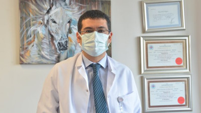 Türk profesör korona virüs salgınında en riskli grubun merak ettiği soruyu yanıtladı. Aşı olabilecekler mi