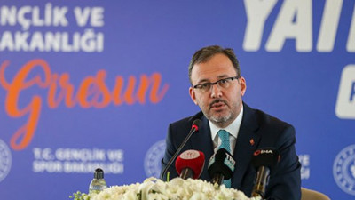 Bakan Kasapoğlu'ndan stat zeminleriyle ilgili açıklama