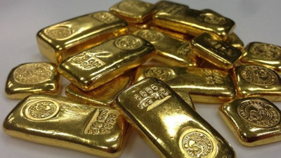 Altında düşüş sürüyor