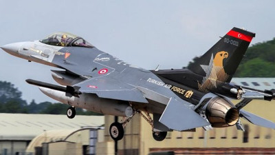 F-16'ların sesi heyecan yarattı. 3 şehirdeki vatandaşlar gökyüzüne bakakaldı