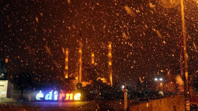 Edirne'yi kar fena vurdu. Meteoroloji günler öncesinden uyarmıştı