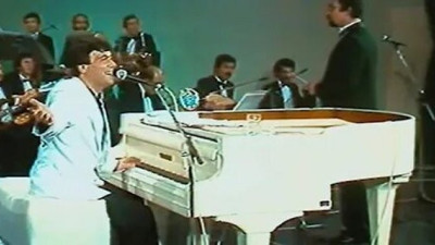 Ferdi Özbeğen'e ölüm yıl dönümünde anlamlı anma