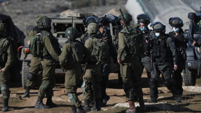 İsrail güçleri bir Filistinliyi yaraladı, 5 kişiyi gözaltına aldı