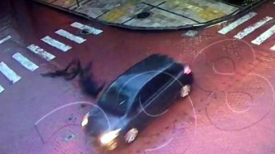 Bisikletiyle birlikte havaya uçtu