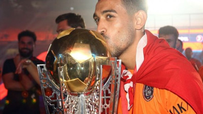 Medipol Başakşehir’den İrfan Can Kahveci’ye teşekkür