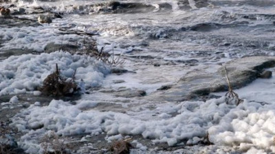 Burdur Gölü'nde endişelendiren görüntü