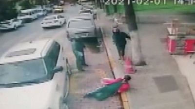 Avcılar'da iş insanına 17 kurşun. Saldırganlar koşa koşa kaçtılar