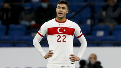 Galatasaray'dan Ozan Kabak'a tebrik