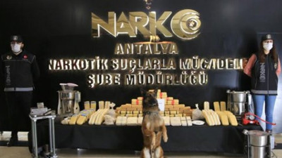 Antalya'da uyuşturucu tacirlerine rekor operasyon