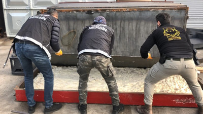 Mersin'de kömür kazanına uyuşturucu operasyonu