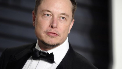 Elon Musk Clubhouse yayına katılınca yanlış şirketin hisseleri patladı