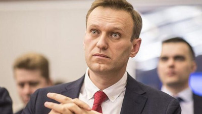 Rus muhalif Aleksey Navalnıy hakim karşısında