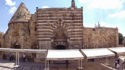 Astronominin doğduğu yer: Cacabey Medresesi