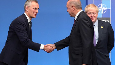 NATO Liderler Zirvesi’nde ilginç an: Erdoğan’ı durdurdu