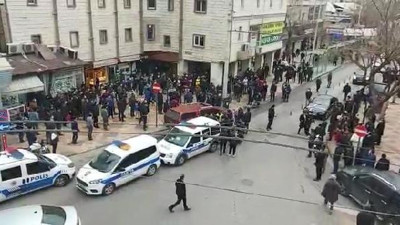 Kaçak cep telefonu operasyonunda pasaja baskın