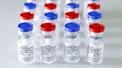 Bloomberg bombayı patlattı : Rusya'nın bir zamanlar küçümsenen aşısı için Avrupa sıraya girdi