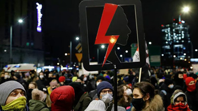 Polonya'da hamile kadınlar için ağlama odası açılıyor