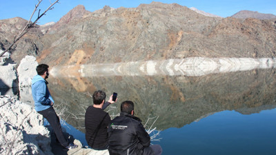 Erzurum'da sular çekilince ortaya çıktı. Görenler şaşırıp baka kaldı