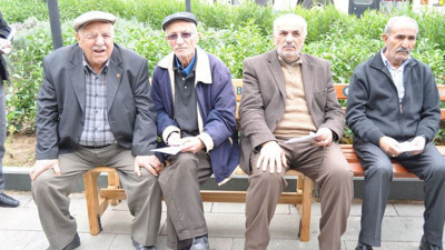 Gıdaya gelen zamlar işçi, emekli ve memuru çılgına çevirdi. Ayçiçek yağı, yumurta ve mercimek tavan yaptı