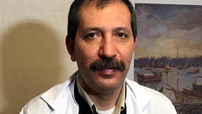 Profesörlerden biri susuyor diğeri başlıyor. Korona virüs mutasyonu Türkiye'de çığırından çıkıyor