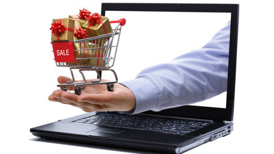 Sevgilisiyle bir olup internette 200 kişiyi soyup soğana çevirdi. Dikkat! Sizin de başınıza gelebilir