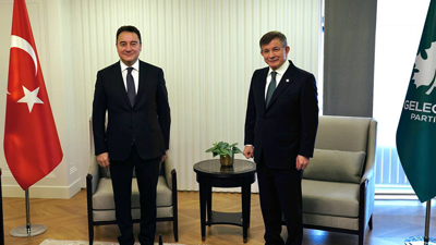 Babacan ve Davutoğlu’dan ortak açıklama. Bundan sonra yakinen görüşeceğiz