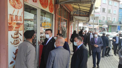 İYİ Parti esnaf ziyaretlerine Konya’da devam etti