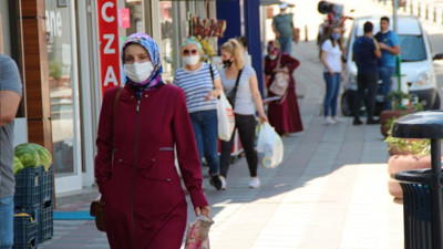 Trabzon İl Sağlık Müdürü'nden korkutan açıklama: Vaka artışı beklenilenin üstünde, karantina kararları almaya başladık