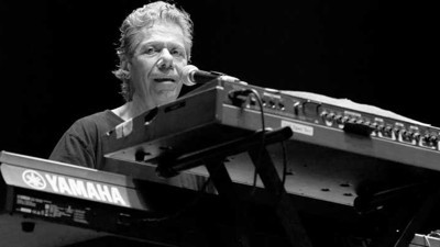 Caz müziğin efsane ismi Chick Corea hayatını kaybetti