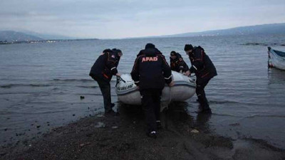 Gölün ortasında mahsur kaldılar