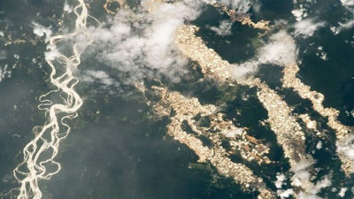 NASA uzaydan görüntüledi altın nehirleri gün yüzüne çıktı. Peru'yu delik deşik etmişler