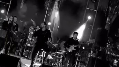 Yasaklara rağmen Murat Dalkılıç 5 yıldızlı otelde konser verdi