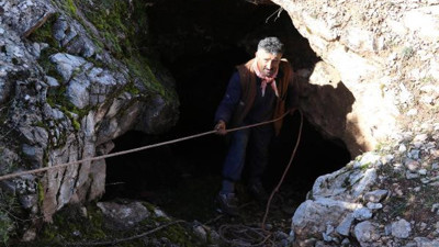 Define avcıları buldu bölge koruma altına alındı. İşareti fark edince kazmayı vurdular