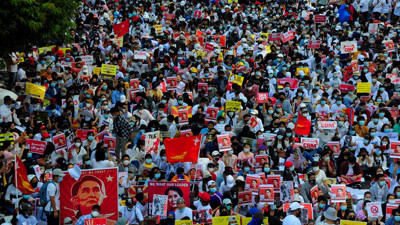 Myanmar’da darbe karşıtı protestolar sürüyor (17 Şubat 2021)