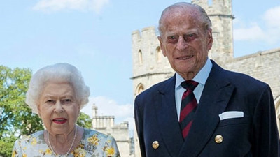 Kraliçe Elizabeth'in eşi Prens Philip hastaneye kaldırıldı