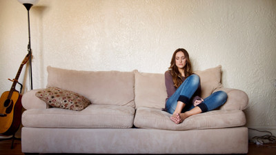 Evdeki koltukta çok büyük tehlike. Uzman Dr. Nurten Küçükçakır açıkladı