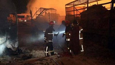 İran'da bir fabrikada patlama