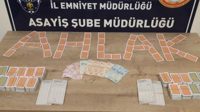 Kumarbazlar suçüstü yakalandı