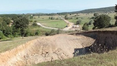 Sayıştay raporunda 825 milyon ödendiği belirtilen Arifiye Karasu demiryolu ortada yok