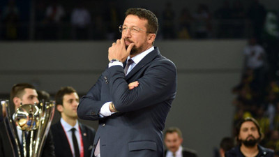 ''Basketbol kafilesi ile ABD'ye adam kaçırılma girişimi'' iddiası ile ilgili TBF Başkanı Türkoğlu savcıları göreve çağırdı