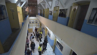 Hapishanede isyan çıktı. Çok sayıda can kaybı var