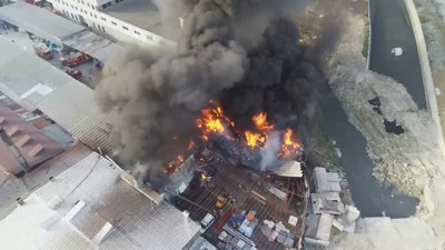 Geri dönüşüm tesisinde korkutan yangın (27 Şubat 2021)