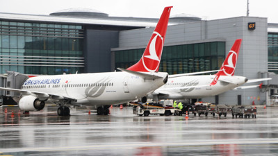 17 milyon zarar eden Türk Hava Yolları 347 makam aracı için ihale açıyor. Onlarca kişi işten çıkarılacak iddiası