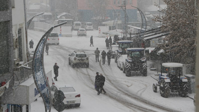 Muş kar yağışının etkisi altına girdi