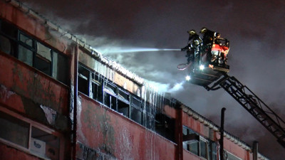 Sanayi sitesinde iş yeri alev alev yandı
