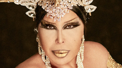 Bülent Ersoy kimdir. Bülent Ersoy kaç yaşında. Diva Bülent Ersoy’un hayatı