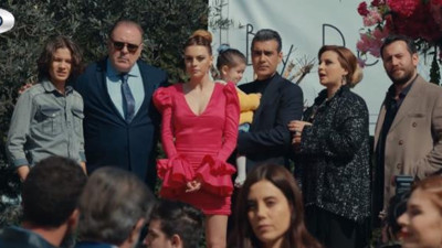 Sadakatsiz’de Selçuk Haluk’un en büyük sırrını açıkladı. Sadakatsiz’de şaşkına çeviren sahne!