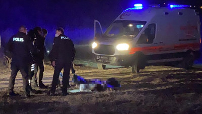 Şüpheli ölüm. Cesedi boş arazide bulundu