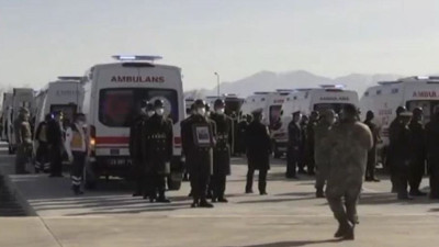 Kahramanlara veda. Bitlis şehitleri için ilk tören Elazığ'da