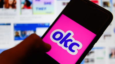 OkCupid uygulamasında Türkçe dil. Artık Türk kültürüne özgü sorular var